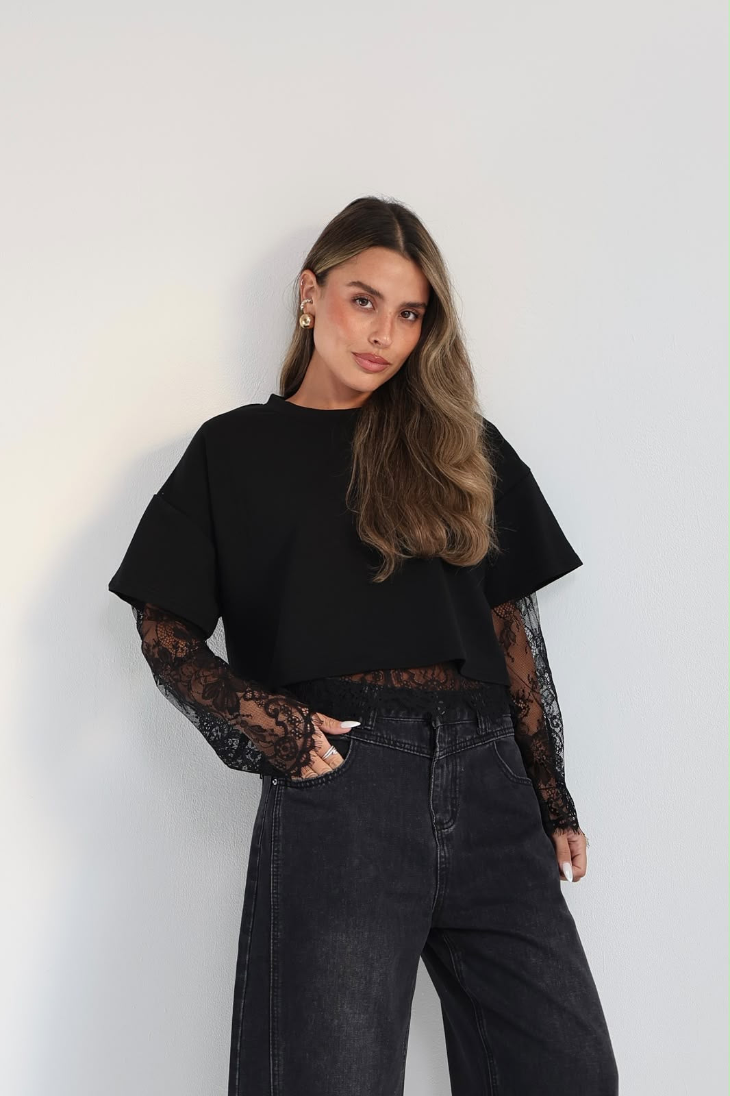 חולצה שילוב תחרה קים