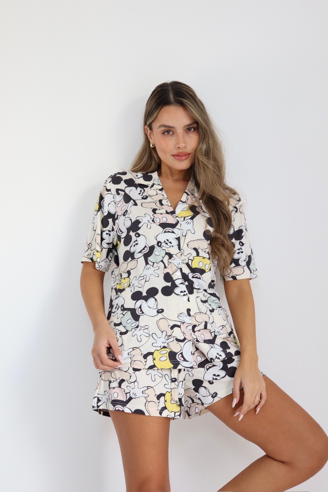 פיג'מה מכופתרת דלתא מיקי