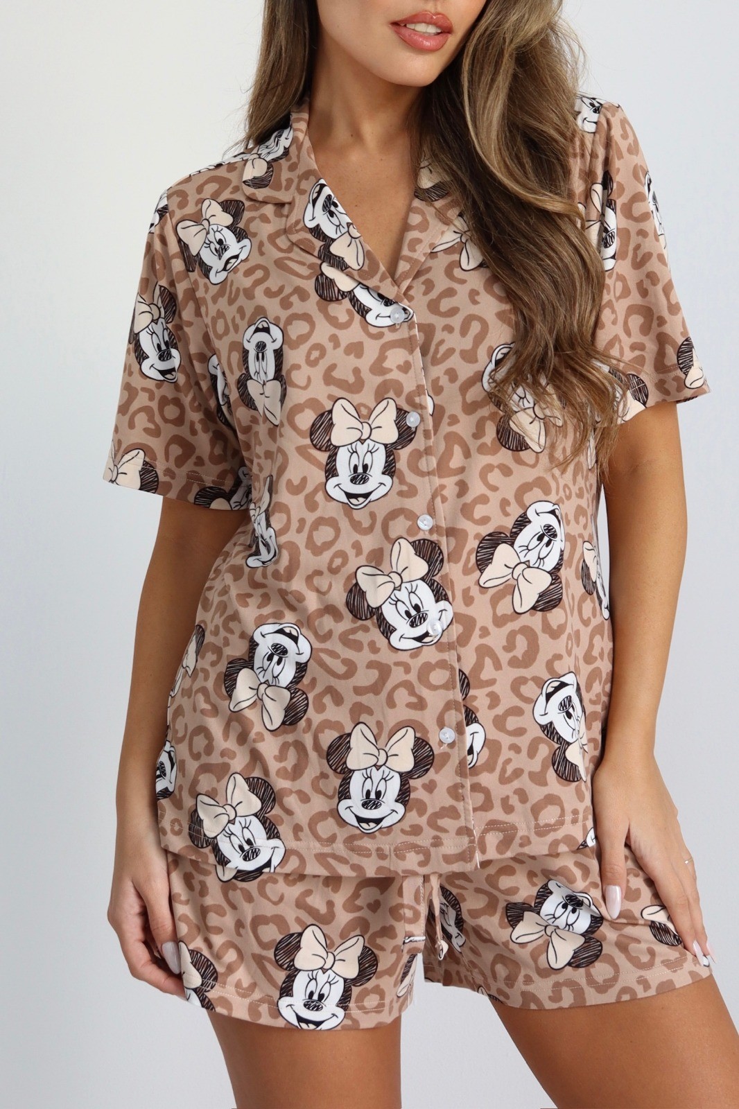 פיג'מה מכופתרת דלתא מיקי